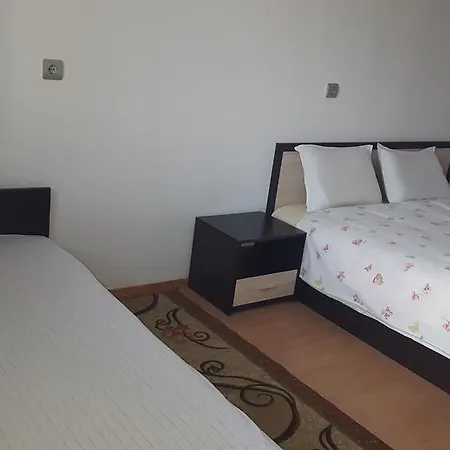 公寓 Къща За Гости 