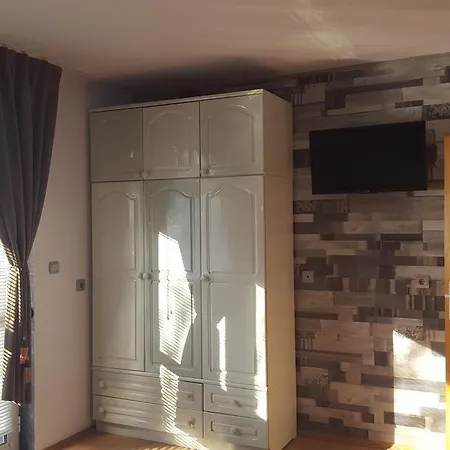 Appartamento Къща За Гости 